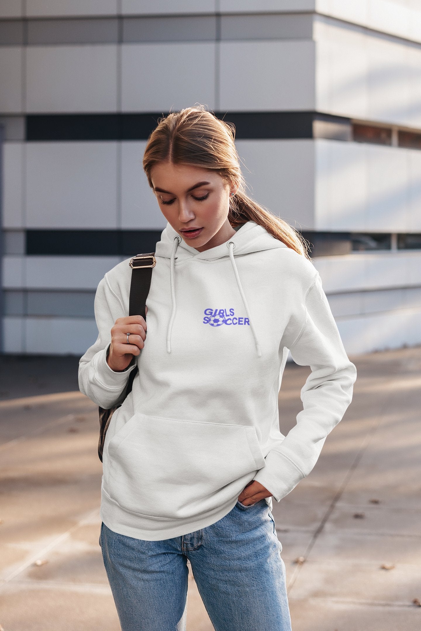 Hoodies & Sweatshirts